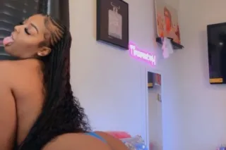 LAST DAY IN TOWN !! Dont miss out 💦 - Image 2